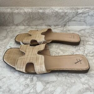 New Women's Nina Beige Flat Sandals A New Day size 10 Tan Racks Textured H-Band